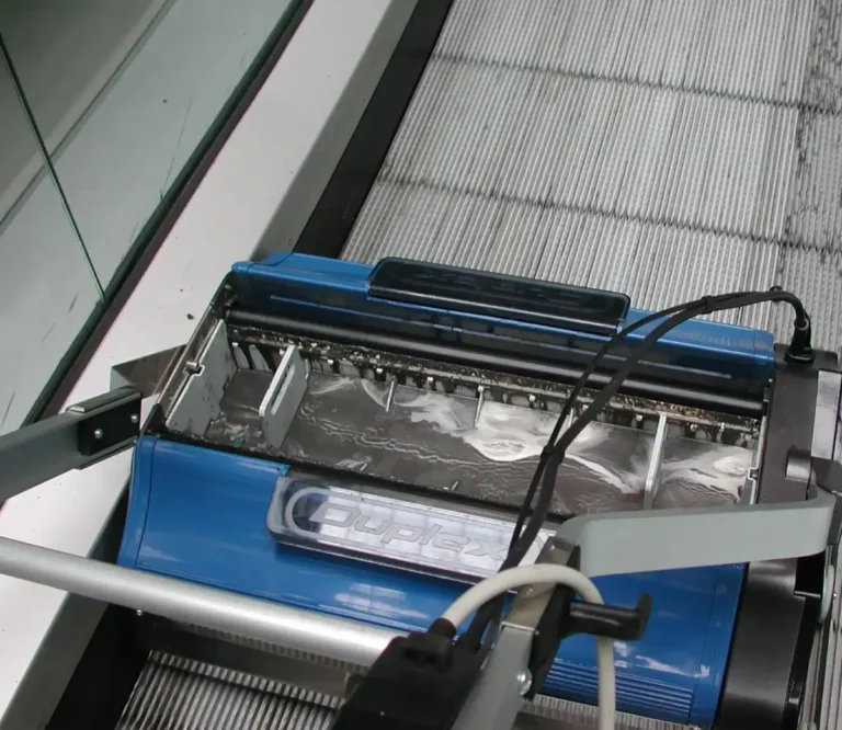 Limpiadora de escaleras mecánicas Duplex Escalator